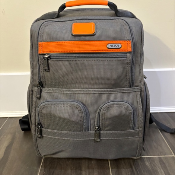 Tumi backpack - Picture 5 of 13